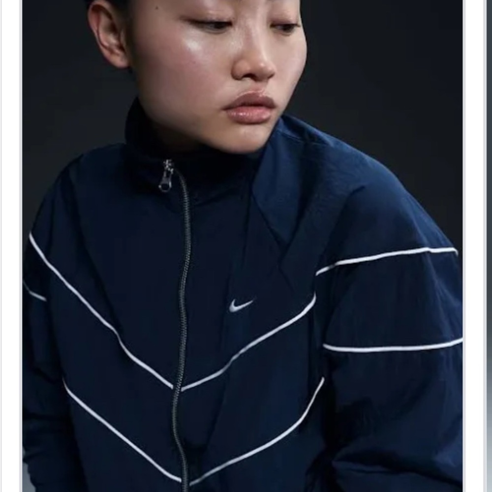 Nike Windrunner Jacket